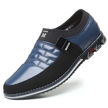 Нова мъжка мода Универсално работно облекло Slip на ежедневни обувки Издръжлива и дишаща британска имитация на кожа
